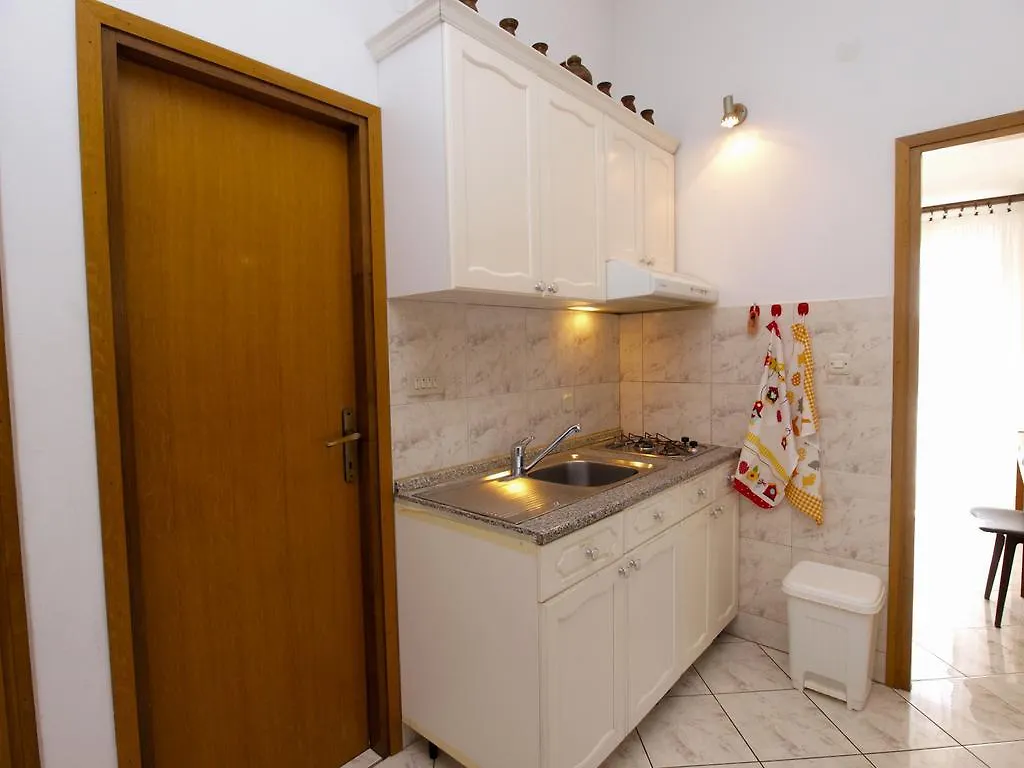 Apartment Teresina 1046 Rovinj